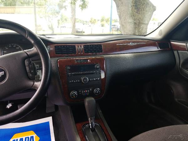 2010 Chevrolet Impala LT Sedan for sale in DUNNELLON, FL – photo 12