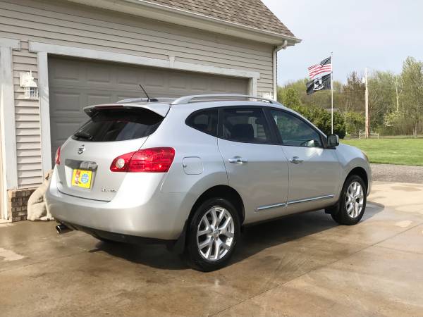 2011 Nissan Rogue SV AWD Great Condition - - by for sale in Painesville , OH – photo 8