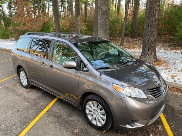 2013 Toyota Sienna AWD - cars & trucks - by owner - vehicle... for sale in Rothschild, WI – photo 6