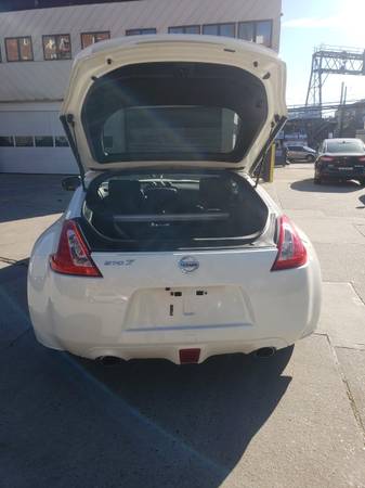 2016 NISSAN 370Z NEGOTIABLE - cars & trucks - by owner - vehicle... for sale in Hollis, NY – photo 3