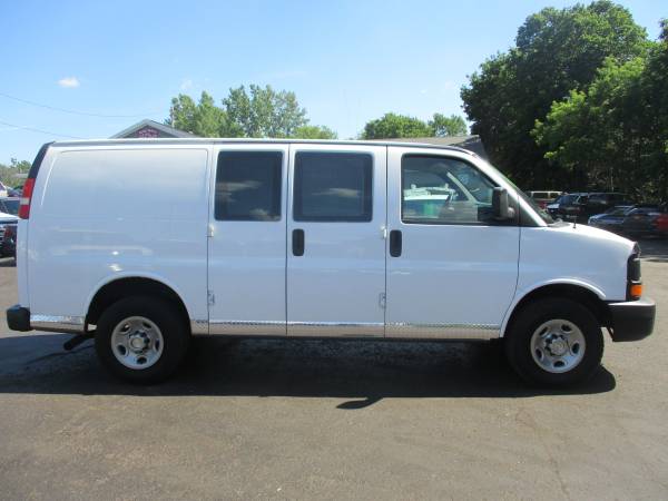 2008 Chevy express 2500 3 quarter ton for sale in Spencerport, NY – photo 8