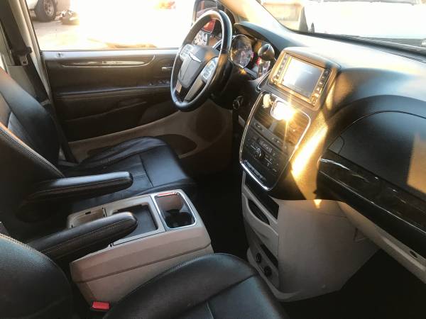Chrysler town and country 2012 for sale in El Paso, TX – photo 7