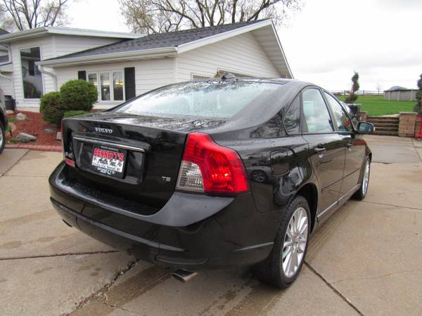 2008 Volvo S40 T5 - - by dealer - vehicle automotive for sale in Neenah, WI – photo 5