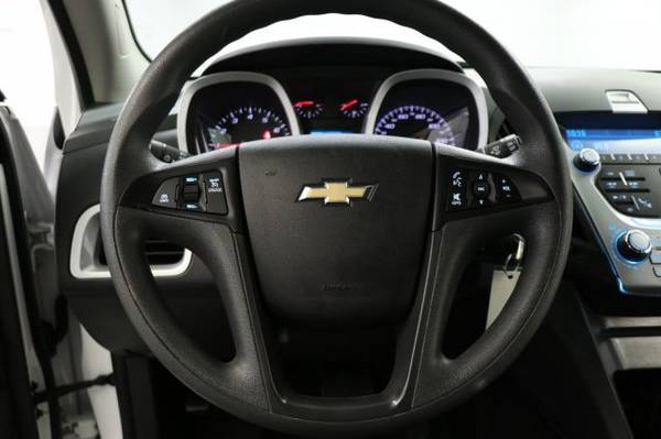 *SLEEK White EQUINOX w BLUETOOTH* 2015 Chevy *LOW MILES - VERY CLEAN* for sale in Clinton, MO – photo 6