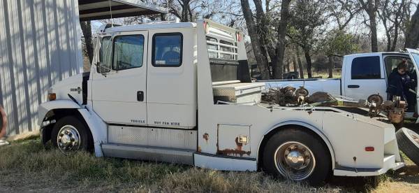 97 Freightliner Western Hauler Project for sale in Springtown, TX – photo 4