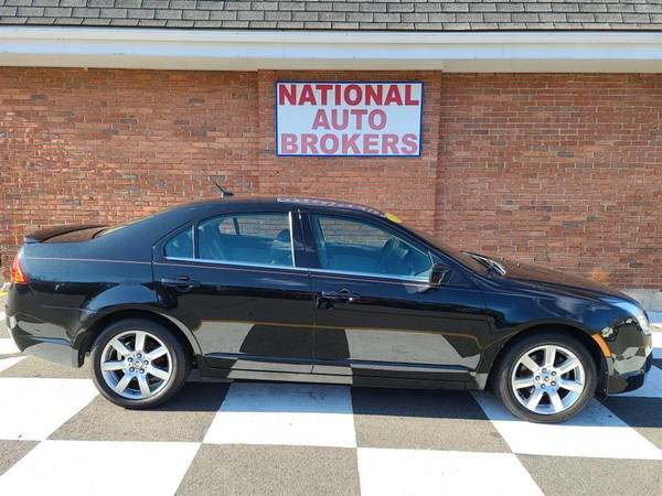 2010 Mercury Milan 4dr Sdn Premier FWD (TOP RATED DEALER AWARD 2018... for sale in Waterbury, NY – photo 2