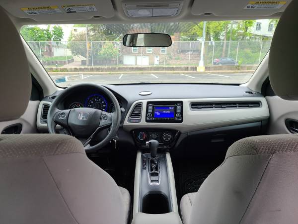HR-V 2018 Silver LX for sale in STATEN ISLAND, NY – photo 15