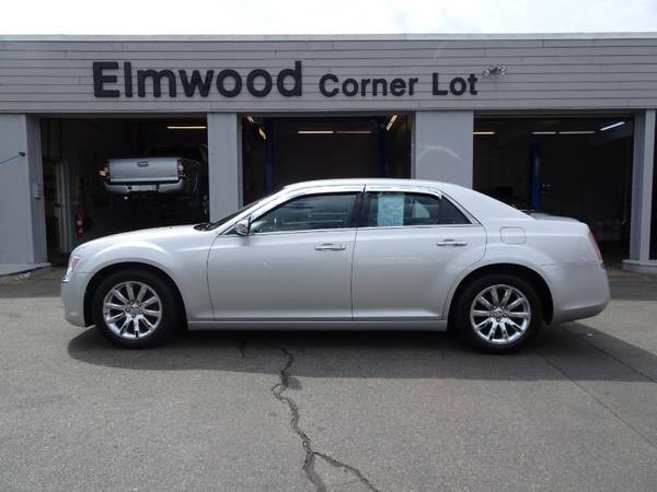 2012 Chrysler 300 Limited RWD for sale in East Providence, RI – photo 4