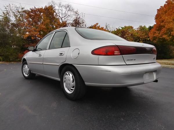 2000 Ford Escort - cars & trucks - by dealer - vehicle automotive sale for sale in Bloomington, IN – photo 2