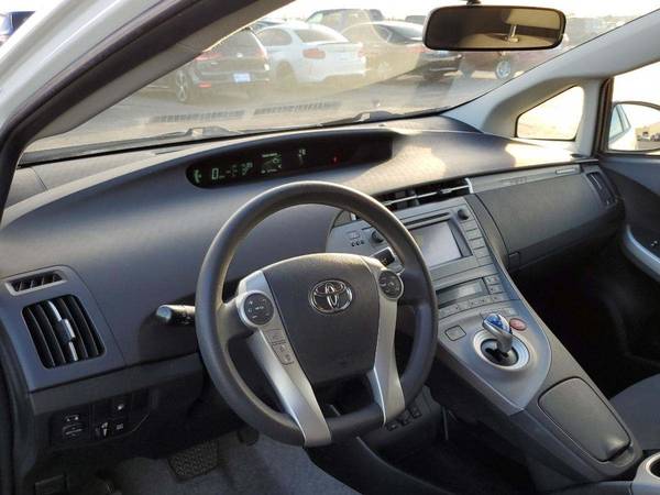 2014 Toyota Prius Plugin Hybrid Hatchback 4D hatchback White -... for sale in Washington, District Of Columbia – photo 24