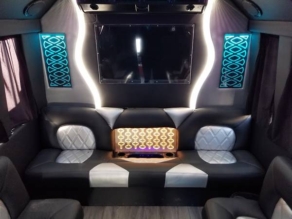 2010 BLACK FORD E450 PARTY BUS FOR SALE 2408 - - by for sale in Fayetteville, AR – photo 5