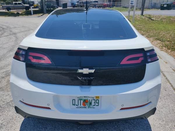 2012 Chevy Volt Hybrid Hackback GORGEOUS ONE-OWNER - cars & for sale in Clearwater, FL – photo 6