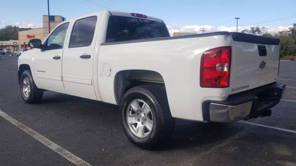 2012 Chevrolet Silverado 1500, No Issues, Commercial Brakes, Hitch for sale in Port Monmouth, NJ – photo 9