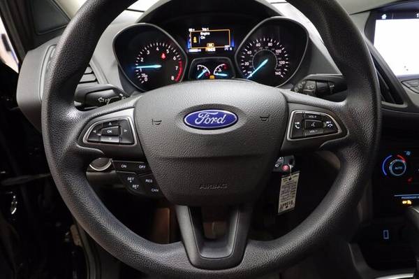 2017 Ford Escape SE - - by dealer - vehicle automotive for sale in Menomonie, WI – photo 10