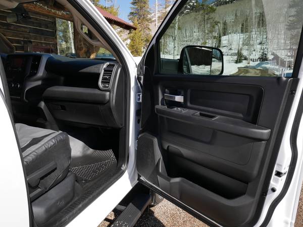 2019 RAM 3500 Cummins Cab/Chassis w 9 AL Flatbed, Aisin Trans for sale in Woodruff, WI – photo 16
