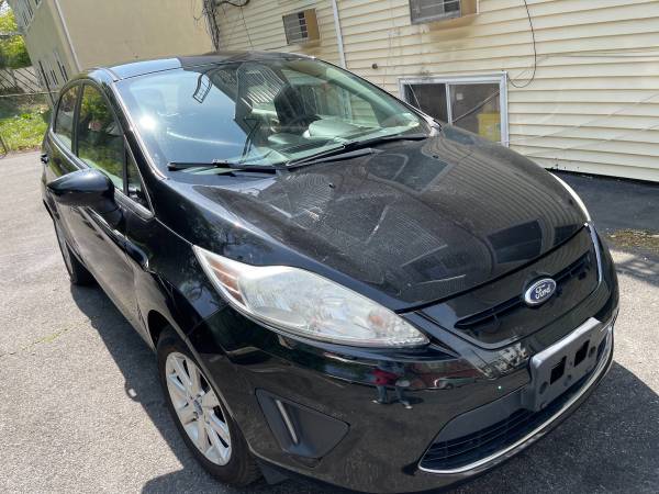 2011 FORD FIESTA ONLY 72K MILES RUNS N DRIVES GREAT - cars & for sale in Mount Vernon, NY – photo 2