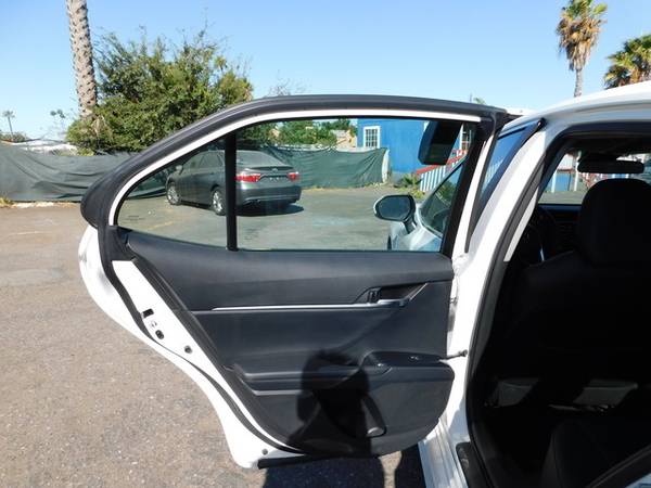 2018 Toyota Camry SE for sale in Santa Ana, CA – photo 19