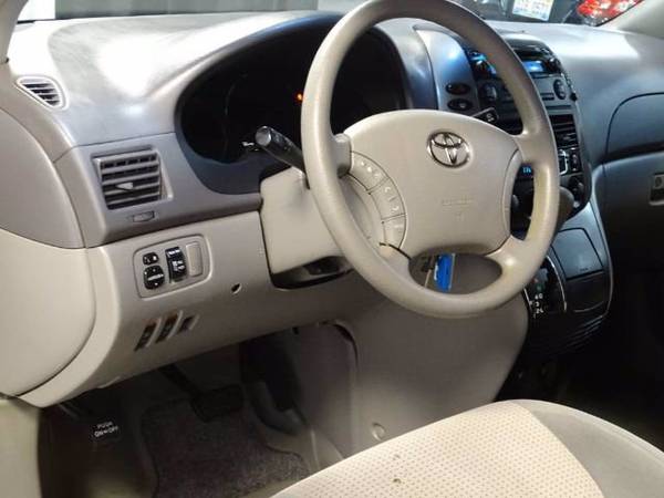 2010 Toyota Sienna LE Mobility Upgrade and Prep Package - cars &... for sale in Skokie, IL – photo 22