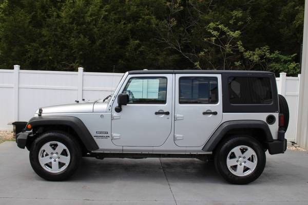 2012 Jeep Wrangler Unlimited Sport V6 4WD Hard Top 6 speed Manual for sale in Knoxville, TN – photo 8