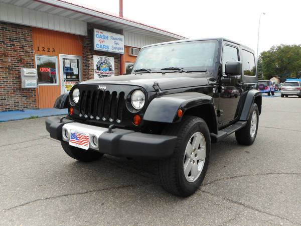 ★★★ 2008 Jeep Wrangler Sahara 4x4 / ONLY 76k Miles! ★★★ - cars &... for sale in Grand Forks, ND – photo 2