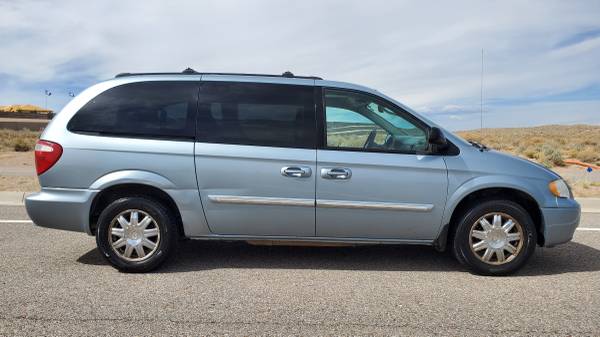 2005 Chrysler Town & Country for sale in Albuquerque, NM – photo 6