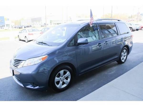 2016 Toyota Sienna mini-van L - Toyota Blue - - by for sale in Green Bay, WI – photo 7