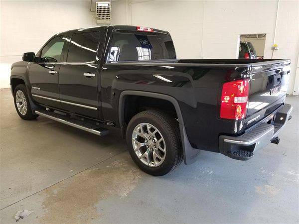 2014 GMC Sierra 1500 4WD Crew Cab 143.5 Z71 -EASY FINANCING AVAILABLE for sale in Bridgeport, CT – photo 6