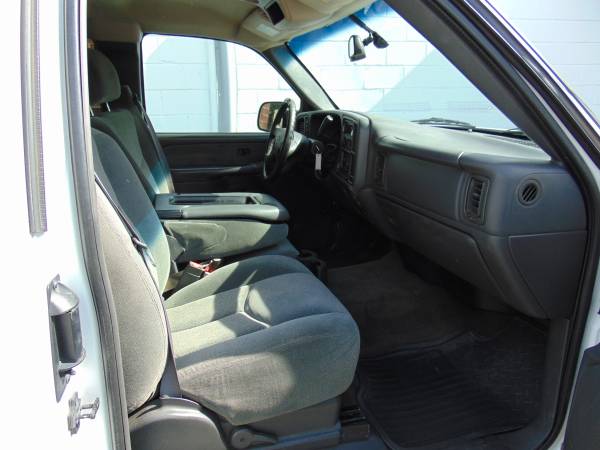 2003 CHEVROLET SILVERADO LS 4X4 - cars & trucks - by dealer -... for sale in Fredericksburg, VA – photo 12