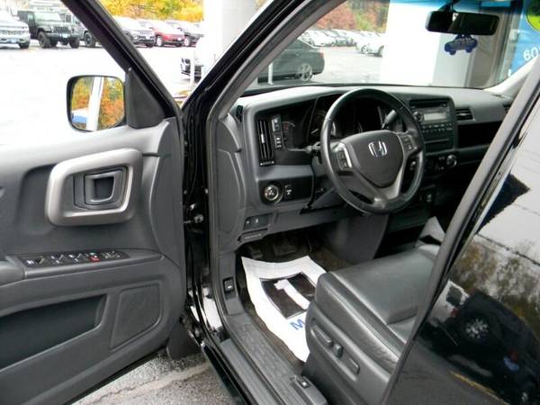 2012 Honda Ridgeline RTL 4WD CREW CAB 3 5L V6 GAS SIPPING TRUCK for sale in Plaistow, MA – photo 16