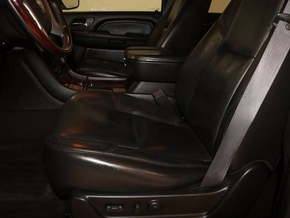 2008 Cadillac Escalade Base - - by dealer - vehicle for sale in Oklahoma City, OK – photo 11