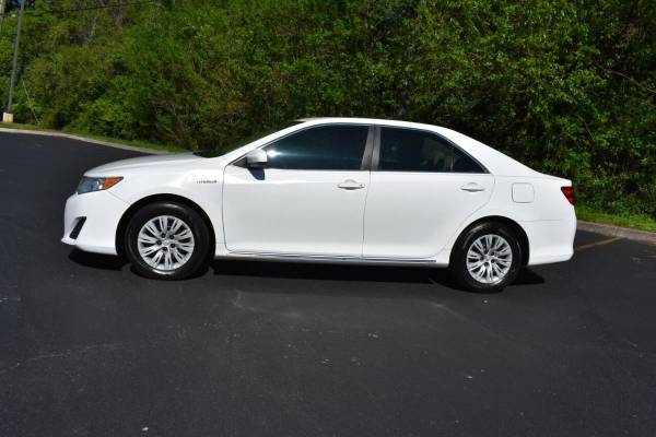 2013 Toyota Camry Hybrid LE 4dr Sedan - - by dealer for sale in Knoxville, TN – photo 4