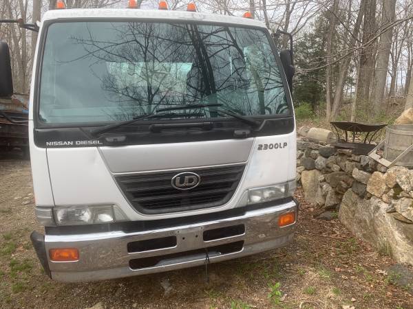2007 Nissan UD2300 for sale in Danbury, NY – photo 3