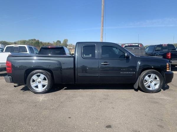 2009 Chevrolet Silverado 1500 LT 4x4 V8 Extended Cab We Finance for sale in Canton, PA – photo 5