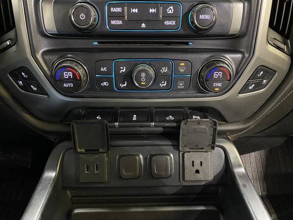2018 Chevrolet Silverado 1500 Crew Cab - Small Town & Family Owned! for sale in Wahoo, NE – photo 18