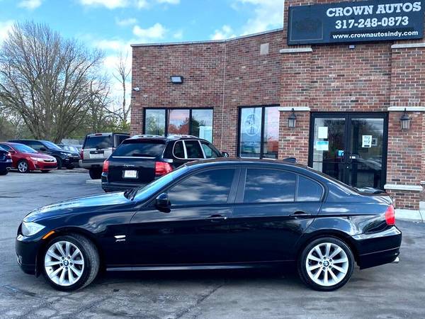 2011 BMW 3-Series 328i xDrive - - by dealer - vehicle for sale in Indianapolis, IN – photo 2