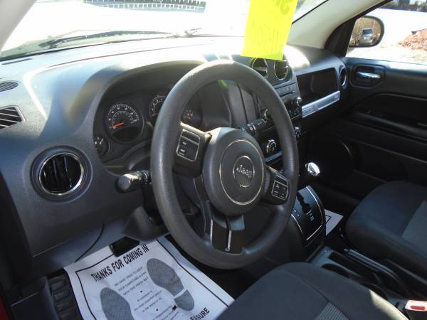 2015 jeep compass/Warranty/all wheel drive low miles for sale in Douglas, RI – photo 8