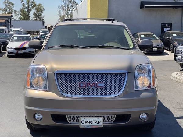2007 GMC Yukon SLE - - by dealer - vehicle for sale in Rialto, CA – photo 4
