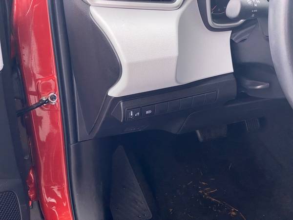 2019 Toyota Corolla Hatchback SE Hatchback 4D hatchback Red -... for sale in Lansing, MI – photo 24