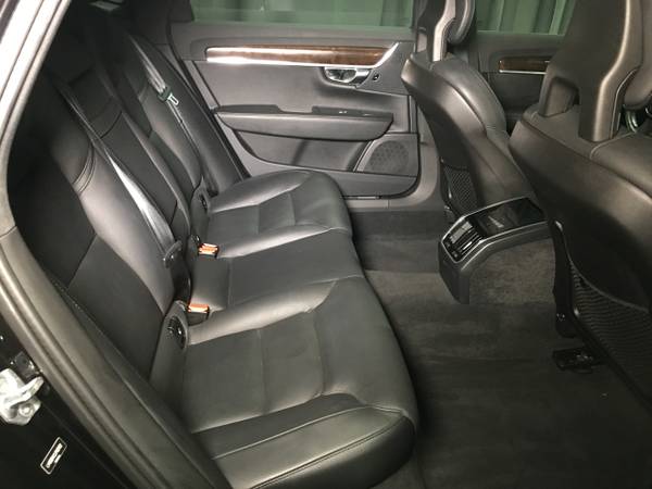 2018 Volvo S90 T5 AWD Momentum for sale in Bridgeview, IL – photo 14