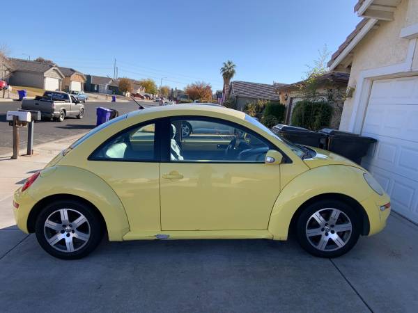 2006 Volkswagen Beetle sport fully loaded runs great clean title -... for sale in Victorville , CA