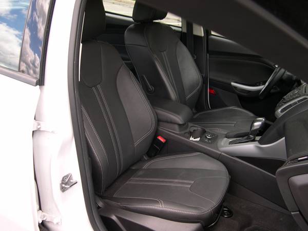 2014 Ford Focus SE 4 Door W/Leather Runs & Looks Nice - cars & for sale in Toms River, NJ – photo 16
