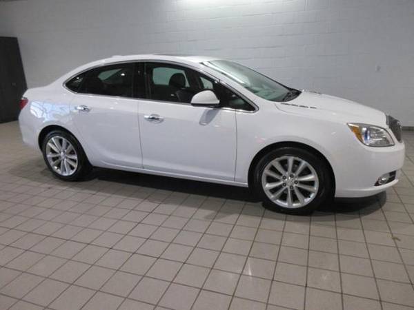 2015 BUICK VERANO - KBB Says $14,865...We Say $12,470 - cars &... for sale in Green Bay, WI – photo 4