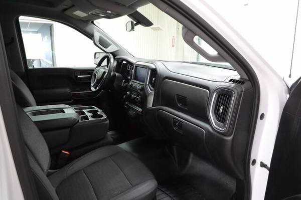 2019 Chevrolet Silverado 1500 RST - - by dealer for sale in Menomonie, WI – photo 4