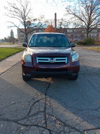 Immaculate 2007 honda pilot - cars & trucks - by owner - vehicle... for sale in Ann Arbor, MI – photo 8