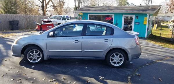 2012 Nissan Sentra - cars & trucks - by owner - vehicle automotive... for sale in Whitewater, WI – photo 4