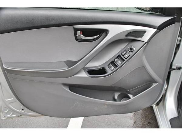 2016 Hyundai Elantra SE - sedan - cars & trucks - by dealer -... for sale in Bartlesville, OK – photo 6