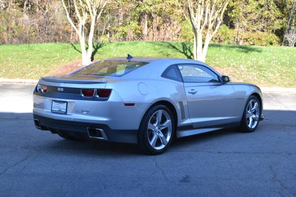 2010 CHEVY CAMARO SS - CLEAN TITLE - 6 SPEED - RS PACKAGE - LEATHER... for sale in Cary, NC – photo 5