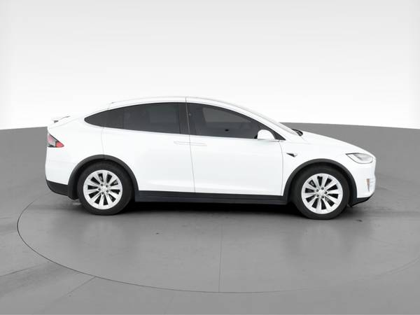 2017 Tesla Model X 75D Sport Utility 4D suv White - FINANCE ONLINE -... for sale in Atlanta, CA – photo 13