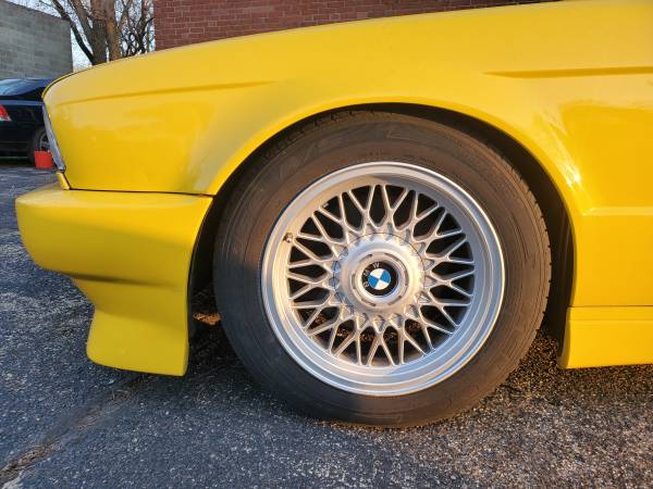 Fully custom BMW E34 for sale in Rockford, IL – photo 13