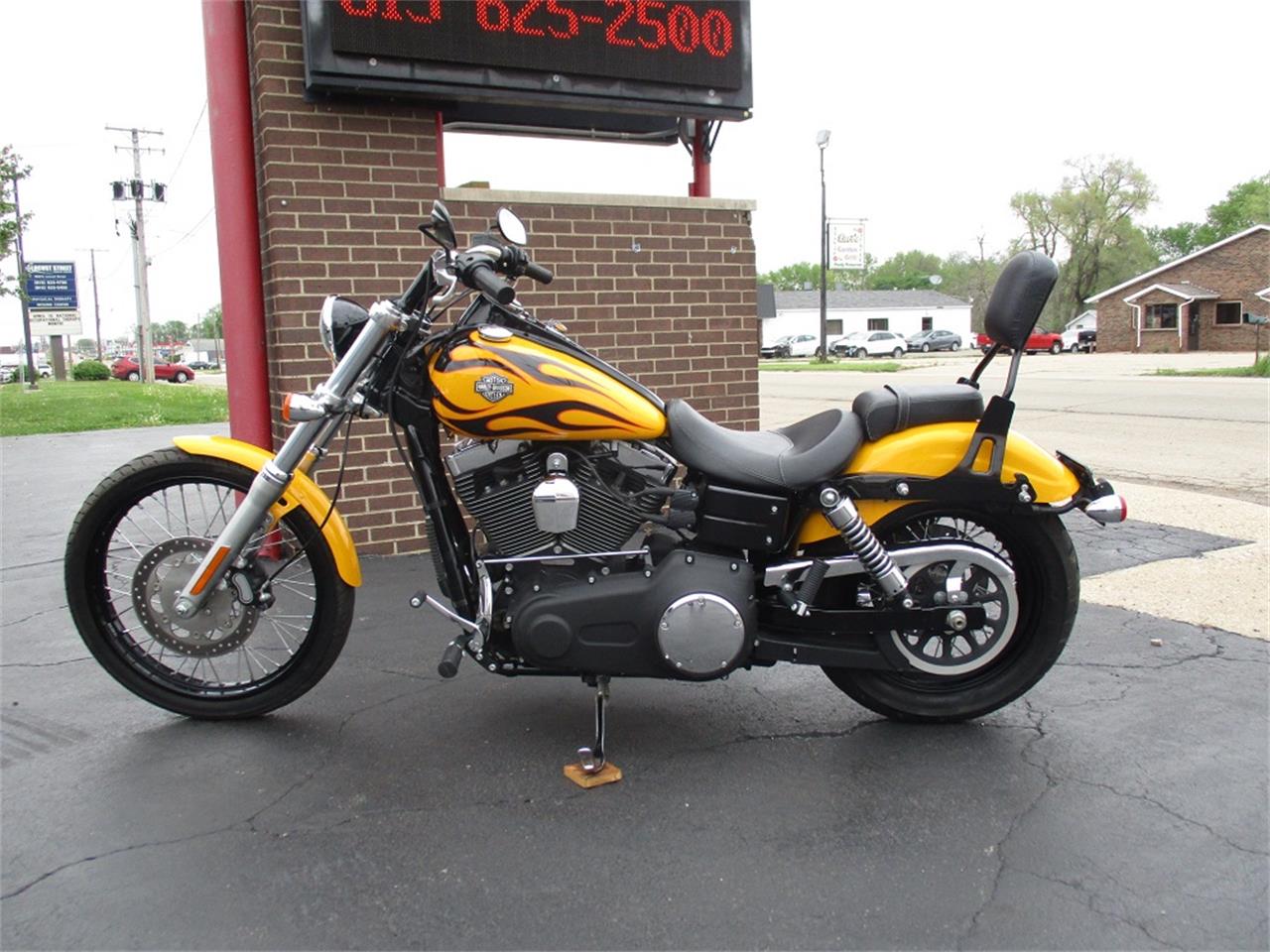 2011 Harley-Davidson Dyna Wide Glide for sale in Sterling, IL – photo 27